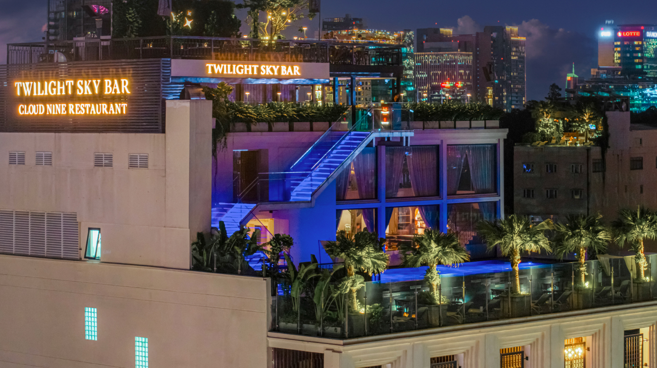 Twilight Sky Bar