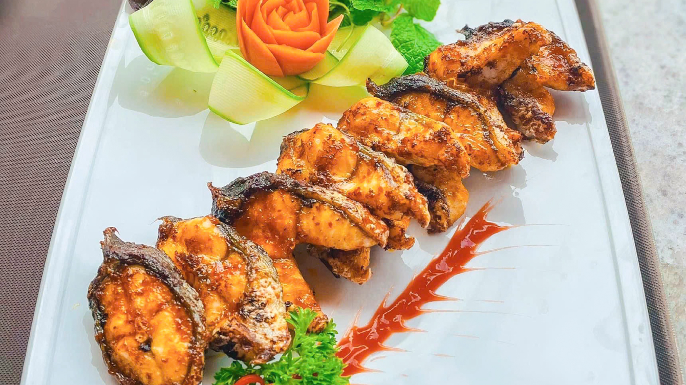 Nhà hàng Phố Biển