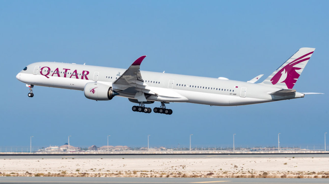 Hãng hàng không - Qatar Airways 