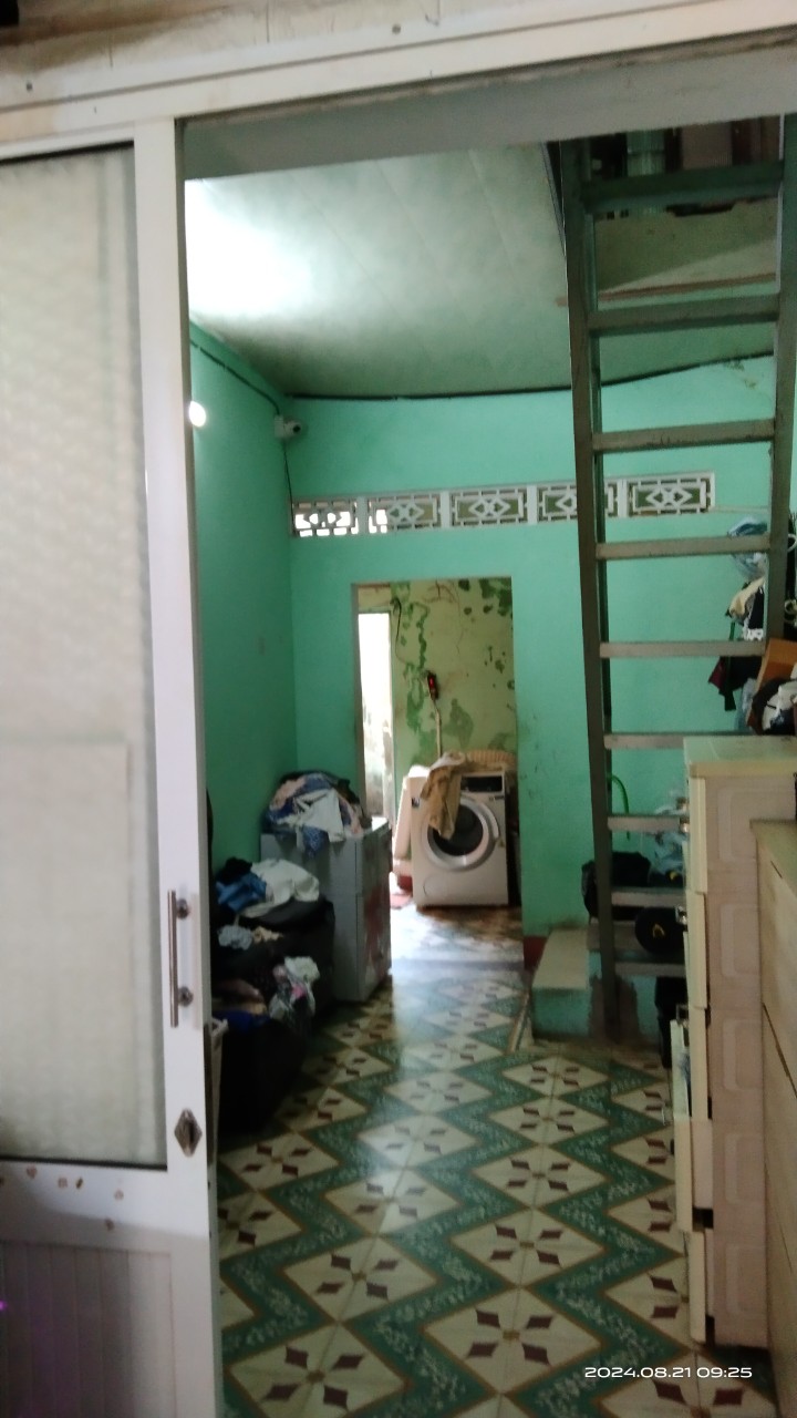Nha-dat-hem-Nguyen-Hue-4