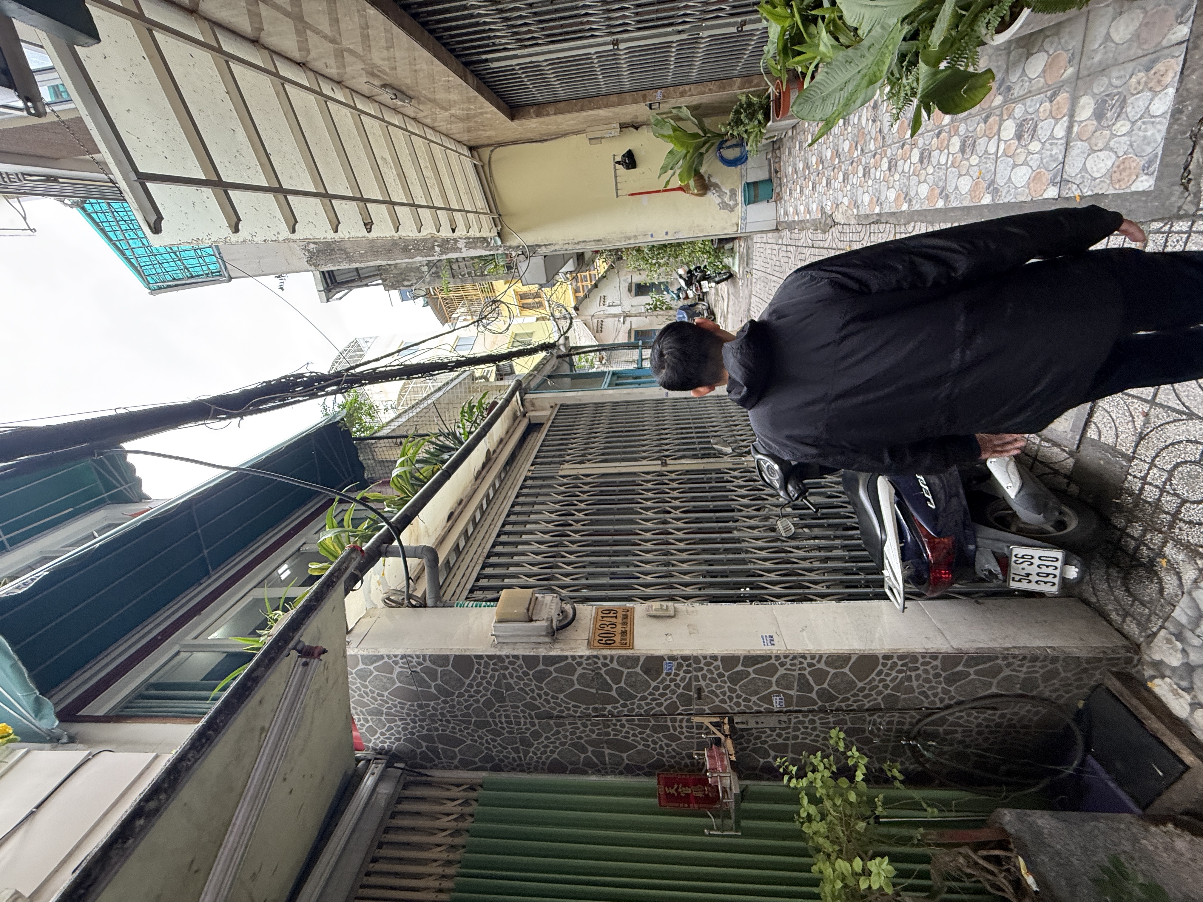 LE THI RIENG - 6