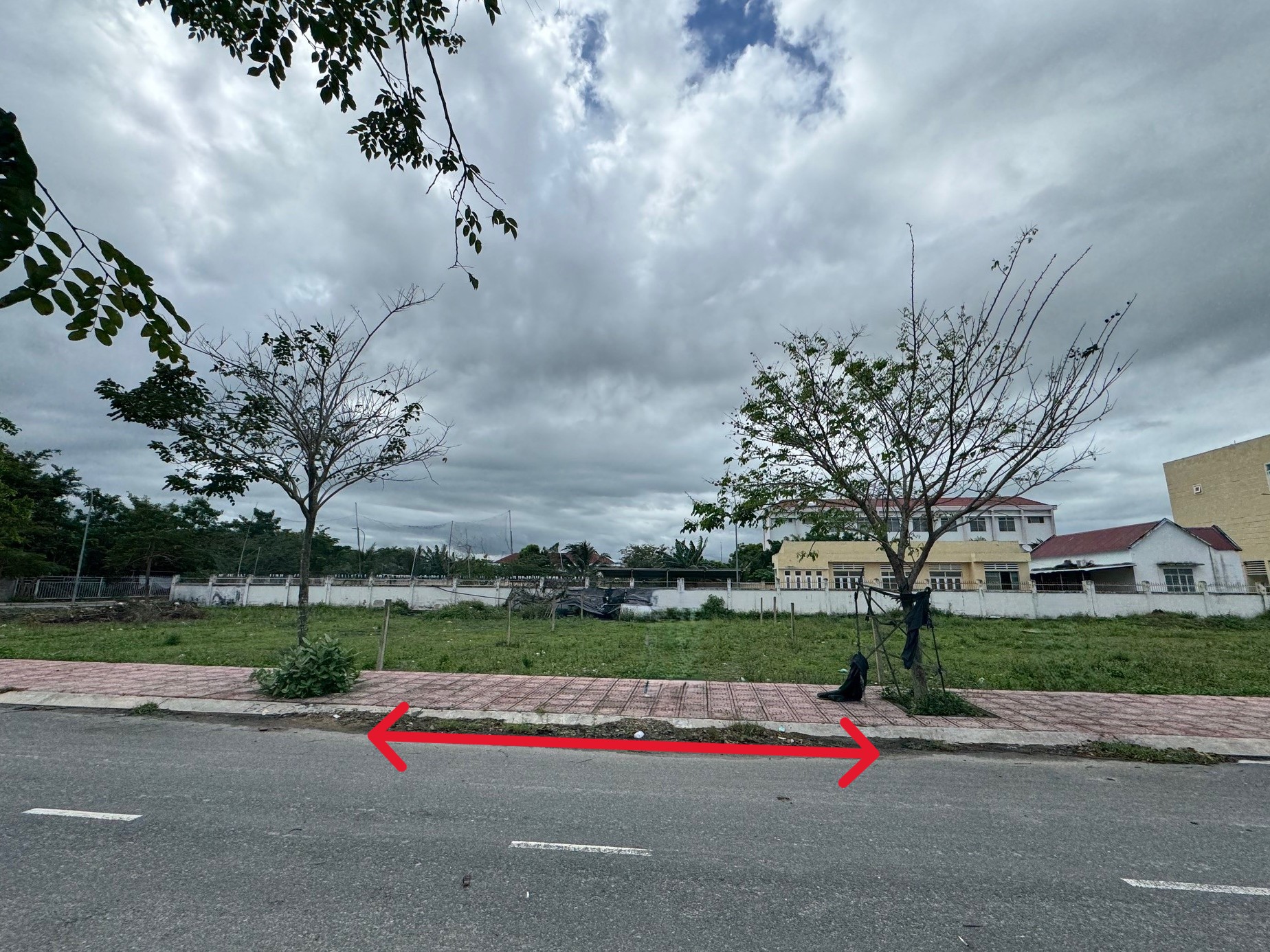 Bán bất động sản tại Tổ dân phố Thanh Châu, phường Ninh Giang, thị xã Ninh Hòa (nay là phường Hòa Thắng), tỉnh Khánh Hòa