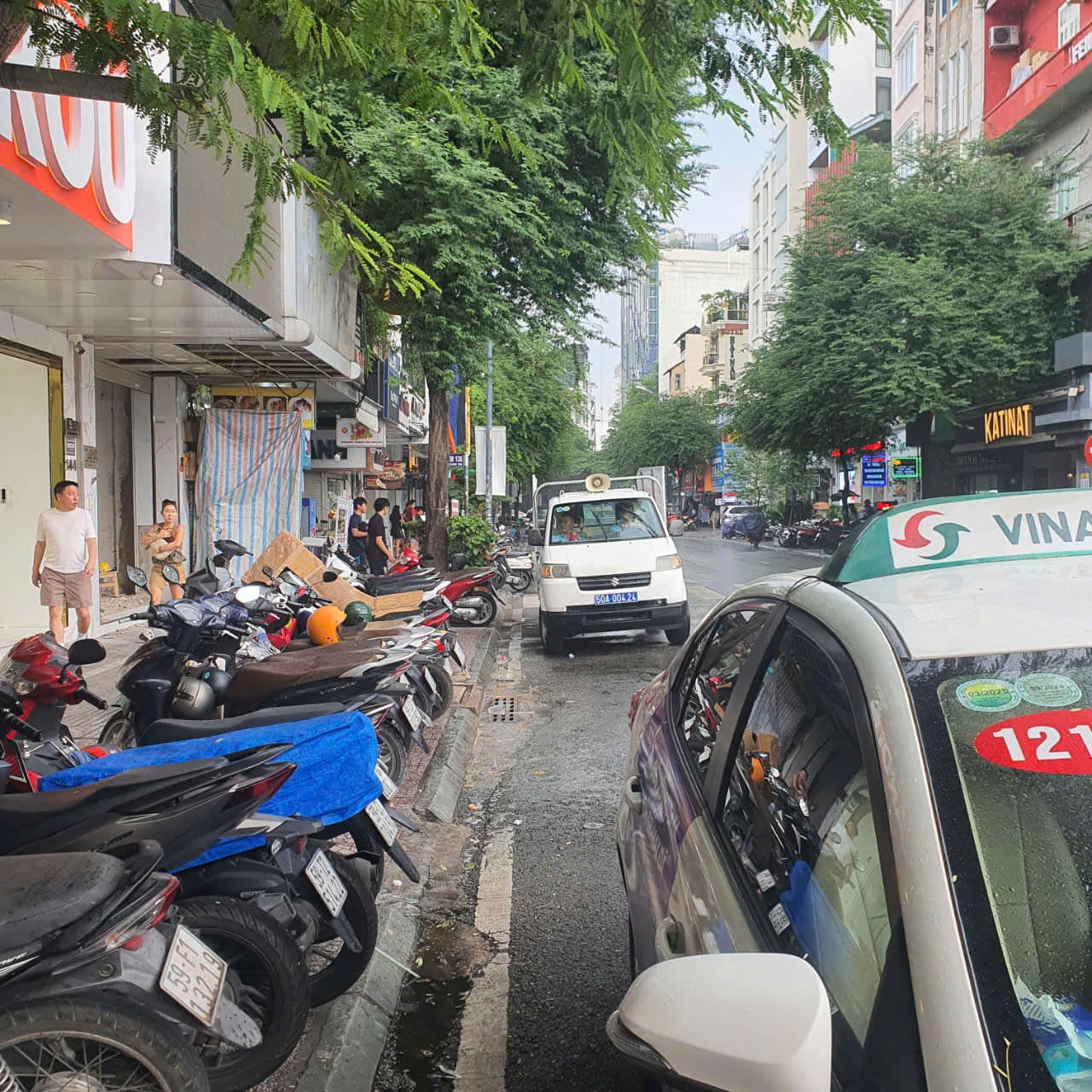 Le-Thanh-Ton-Tang-2-5