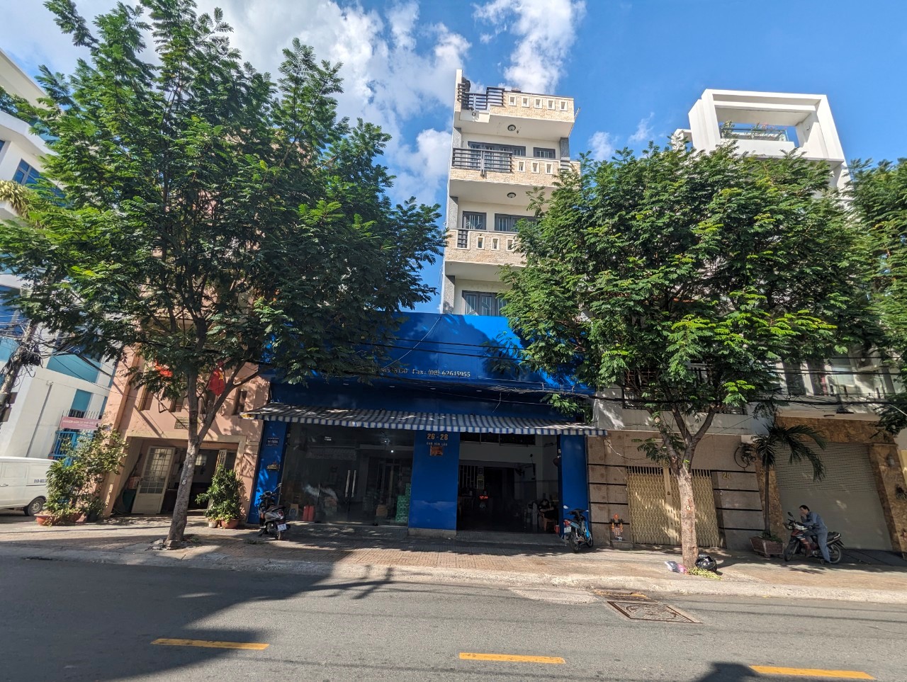 Bán nhà đất tại số 28 Cao Văn Lầu, Phường 1, Quận 6, Tp.HCM