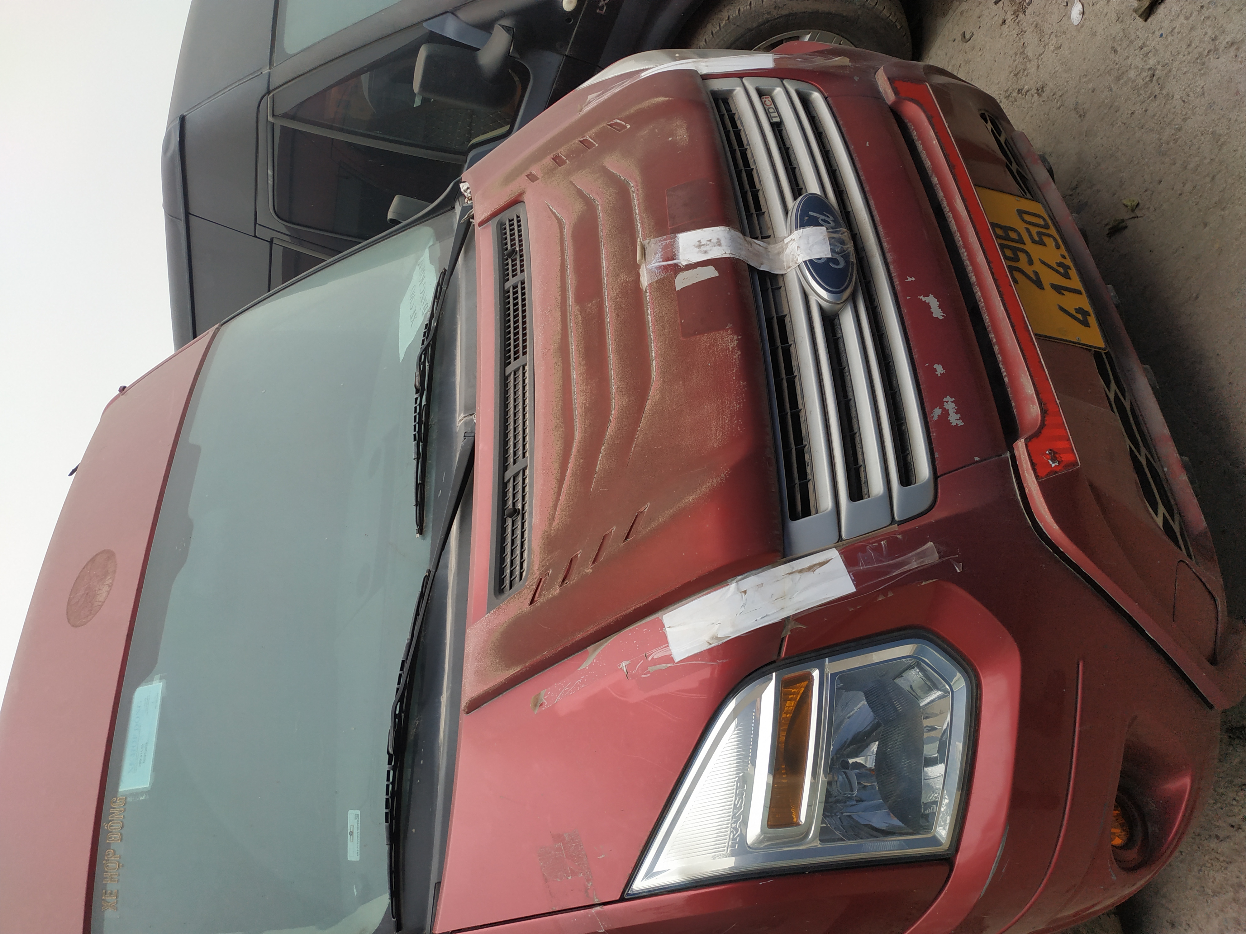Bán Xe Ô tô khách 11 chổ nhãn hiệu FORD - Biển số đăng ký 29B-414.50