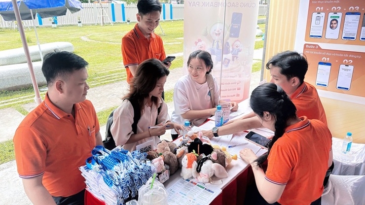 Back To School 2026: SACOMBANK đồng hành cùng mùa tựu trường, thêm ưu đãi - trọn tiện ích