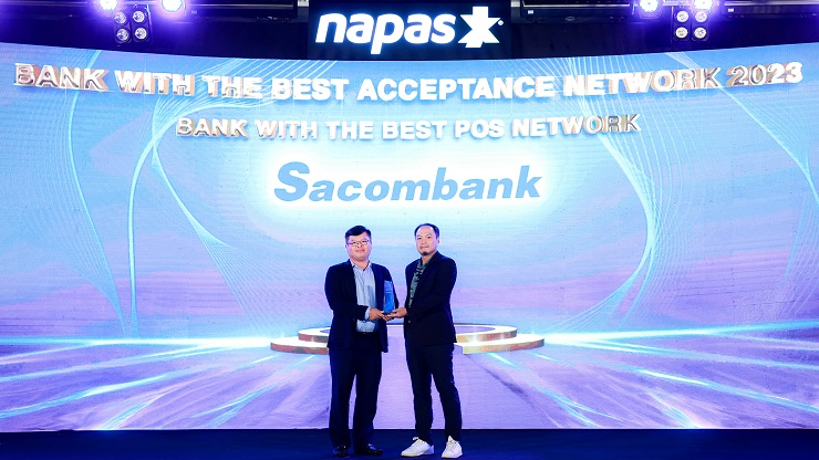 Napas vinh danh Sacombank với 3 giải thưởng -1