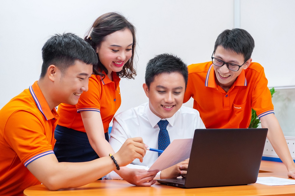 Mảnh ghép không thể tách rời trong bức tranh -2